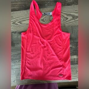Under Armour Tank. Hot pink size XS